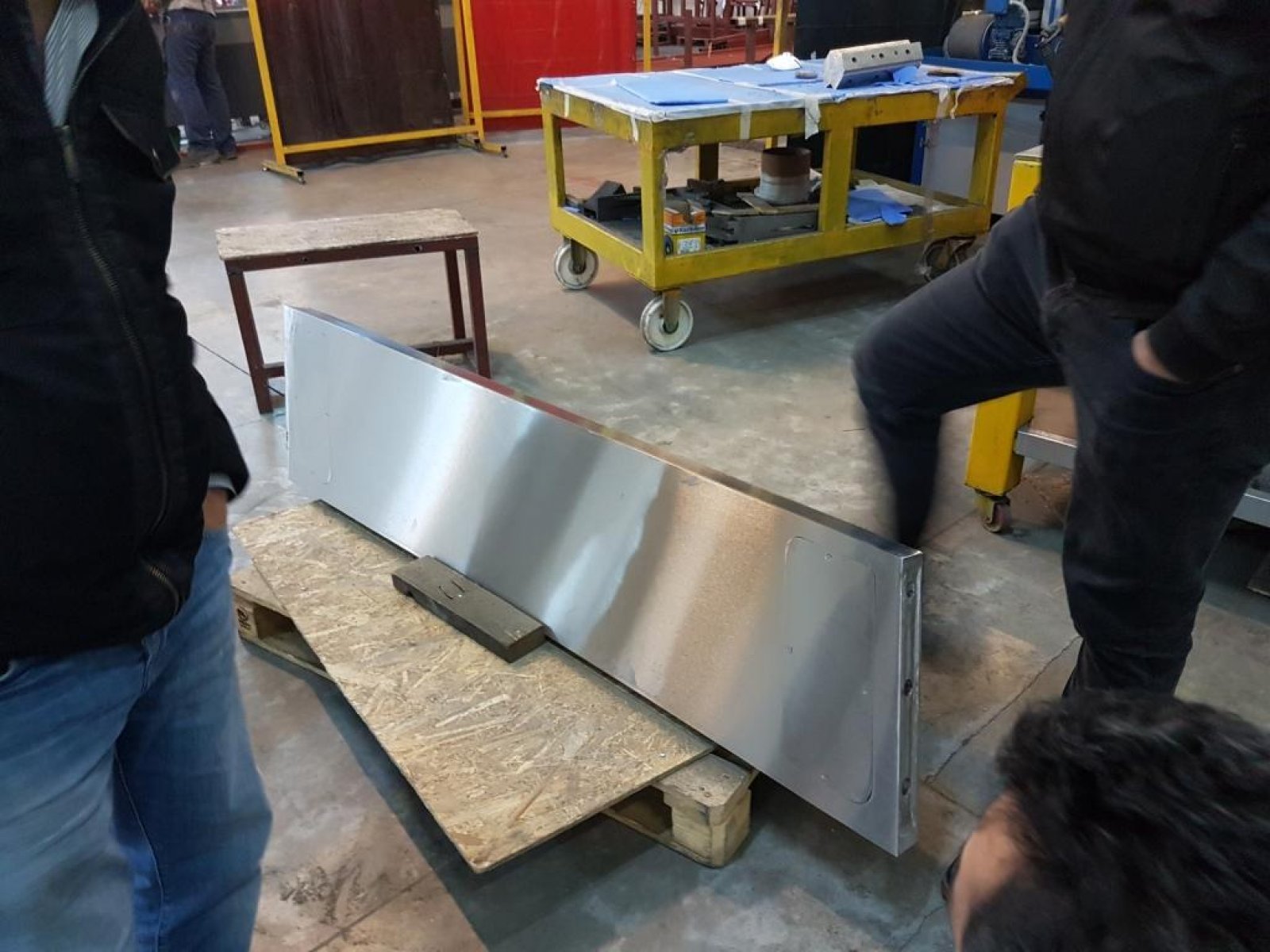 Paslanmaz Taşıyıcı Yapılar