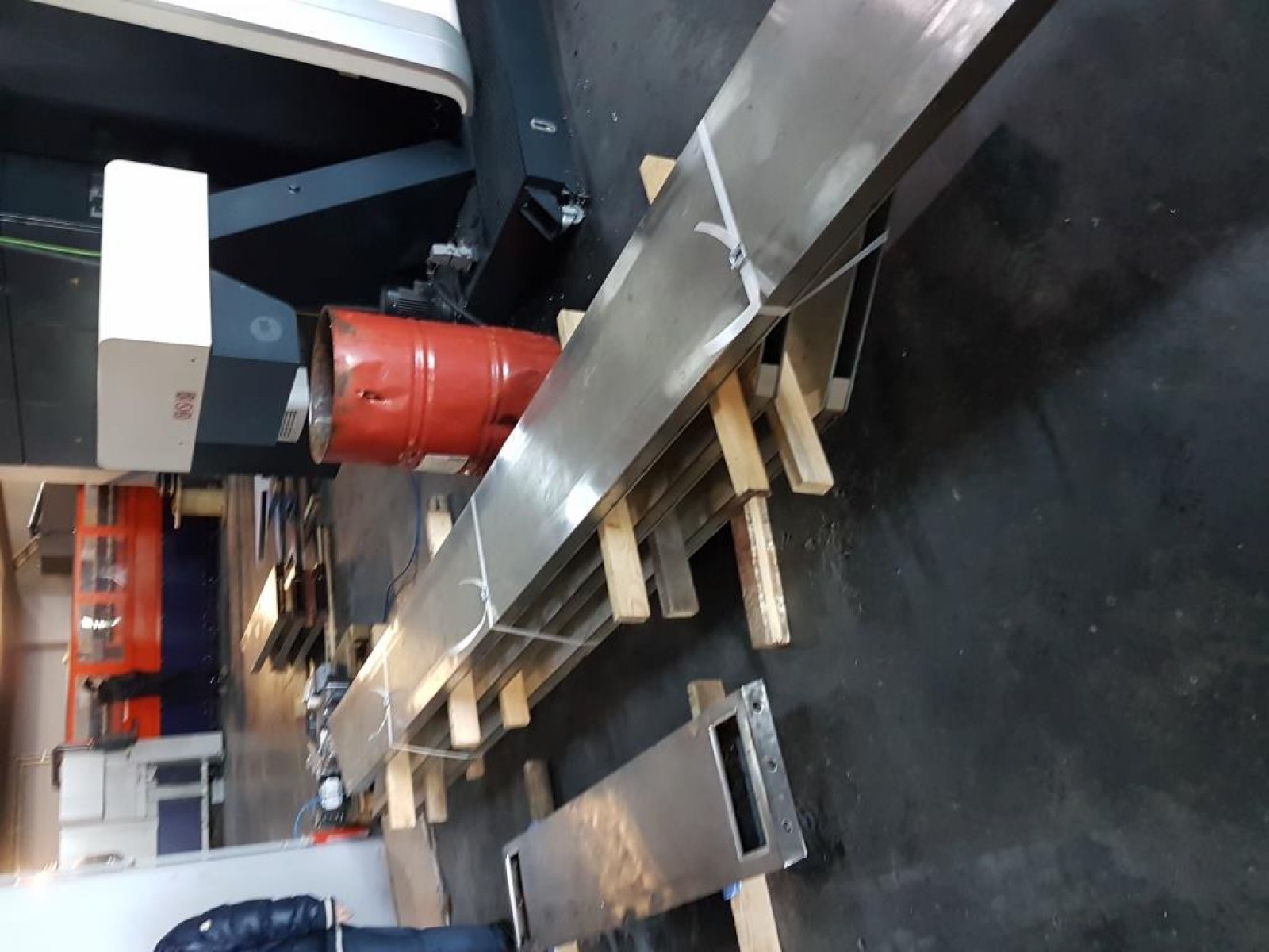 Paslanmaz Taşıyıcı Yapılar